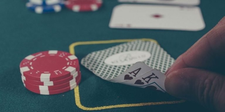 Badminton scoring progression and live betting interface